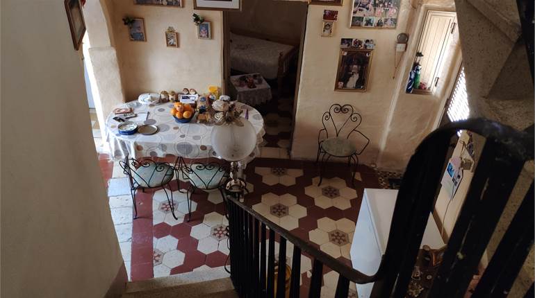 Qormi - 3 Bedroom Unconverted Townhouse /Full Roof