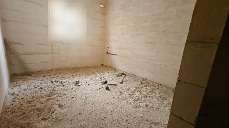 Qawra - Block of Six Apartments + Further Development