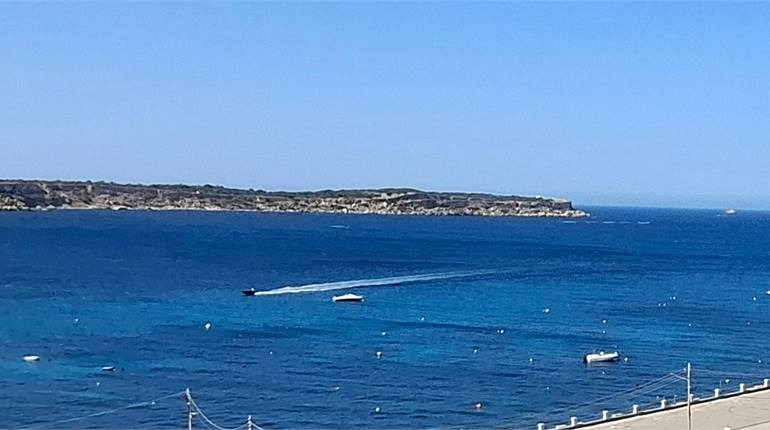 Ghadira - 3 Bedroom Apartment + Seaviews
