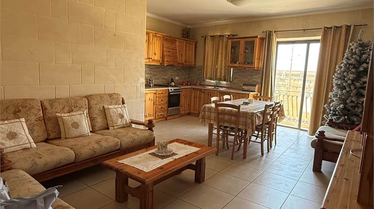 Ghajnsielem Gozo - 3 Bedroom Furnished Apartment + Garage