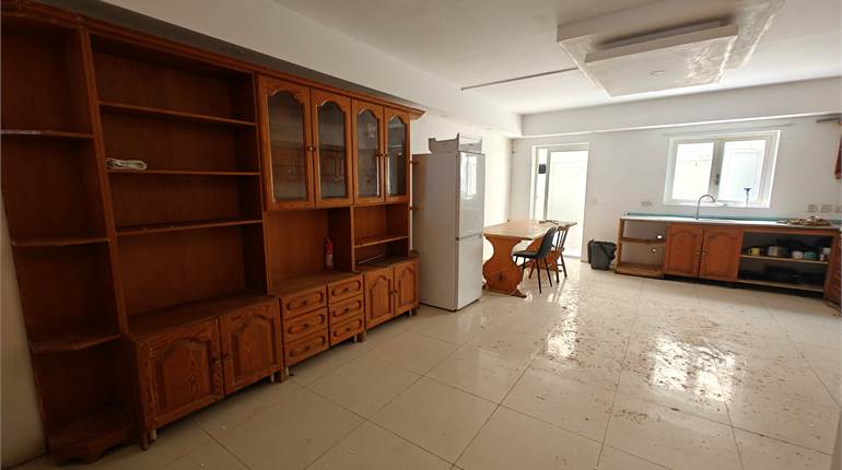 Xgharja - Circa 185sqm Semi Street Level Garage / Boathouse