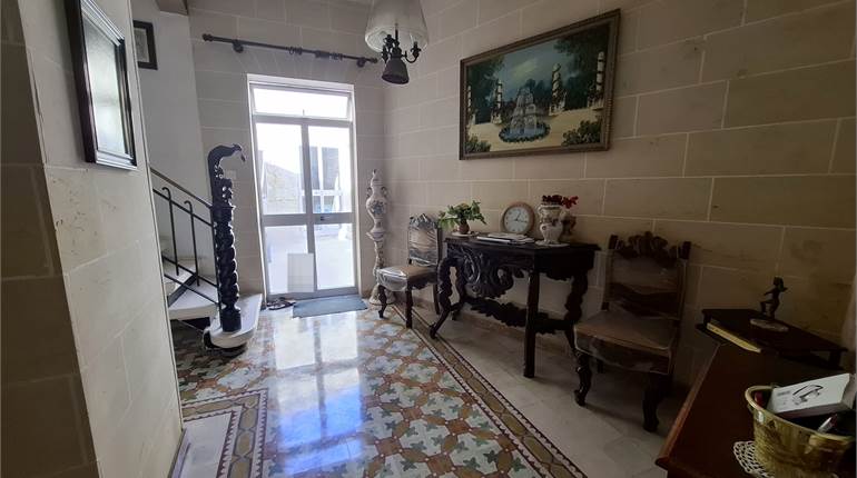 Qormi - 3 Bedroom House of Character + Central Courtyard