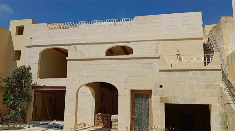 Gozo Sannat: 9 bedroom FARMHOUSE/POOL/JACUZZI/UCA