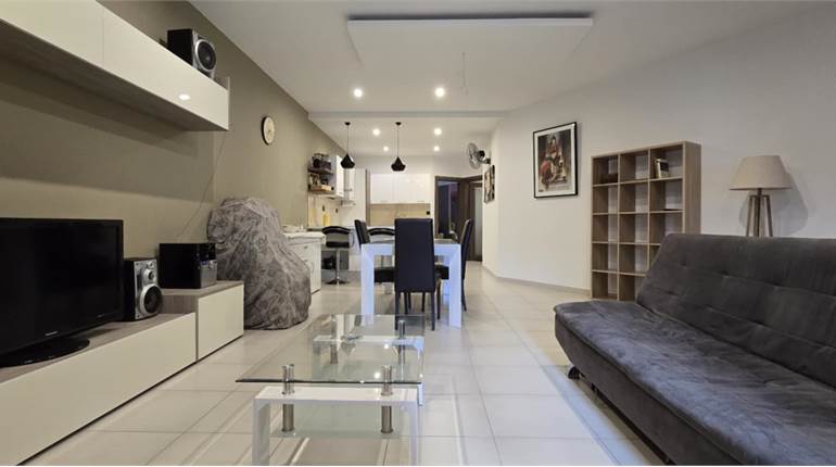 Zebbug – 2 Bedroom Furnished Maisonette + Optional Garage