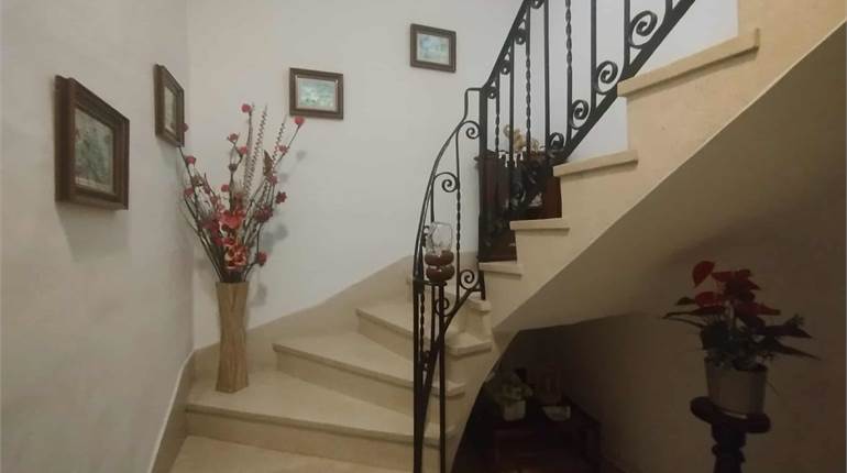 Tarxien - Solitary 3 Bedroom Maisonette + Roof