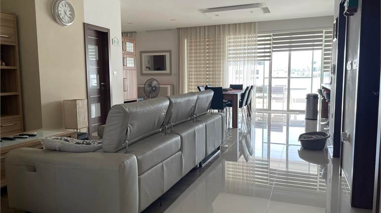 Penthouse for sale in Qawra