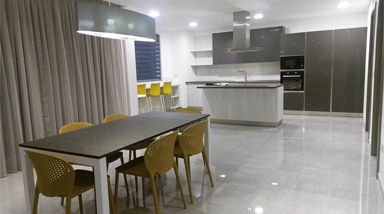 Mellieha - Large 3 Bedroom Apartment + Garage