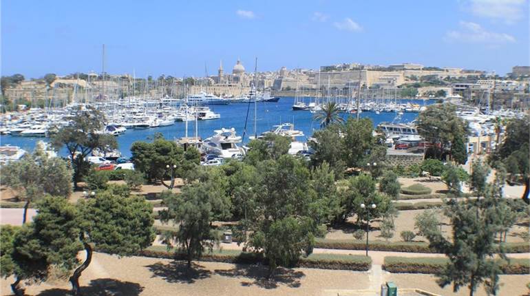 Gzira - Seafront 2 Bedroom