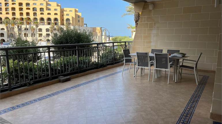 St' Julians - 2 Bedroom Apartment in Portomaso