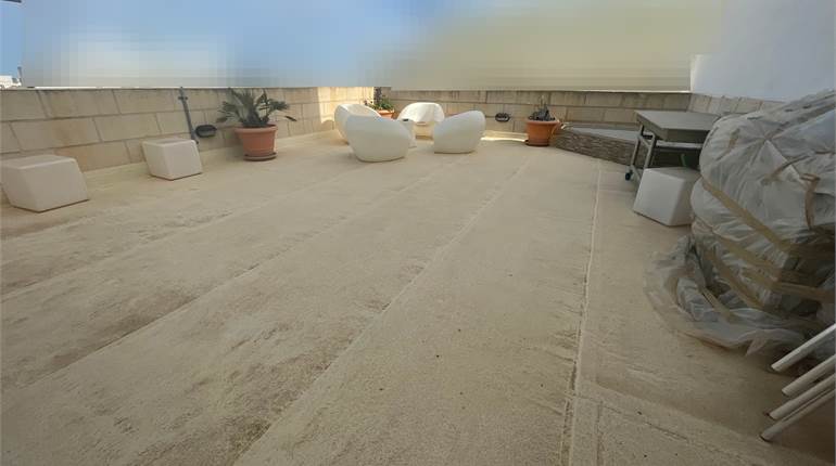 Attard - 3 Bedroom Furnished Apt + Roof 