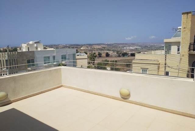 Naxxar - Studio Pentohuse