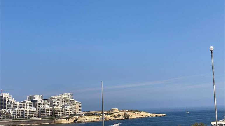 Valletta - 1st Floor 3 Bdr Maisonette, Seaview