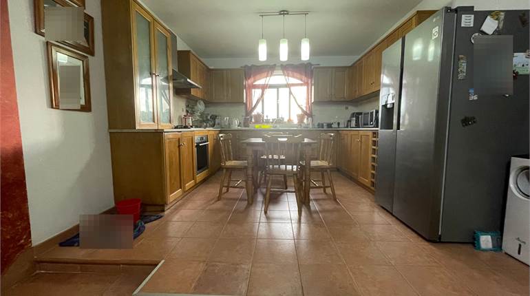 Fgura- 3 Bedroom Elevated Maisonette