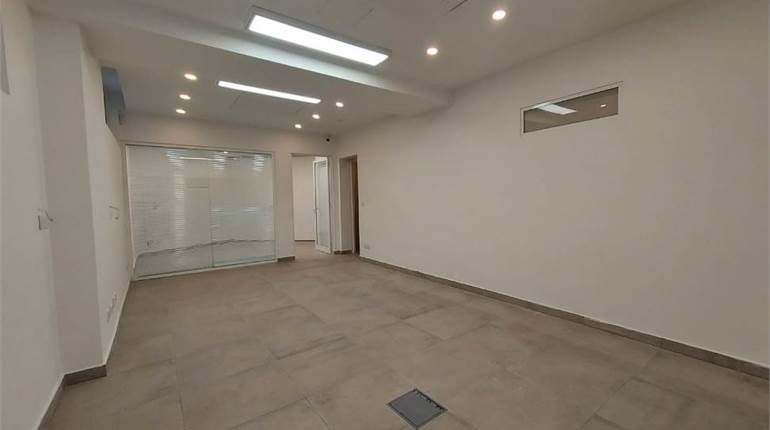 Sliema Tigne - 100sqm Commercial Premises