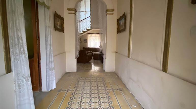 Xewkija Gozo - Large Unconverted Townhouse