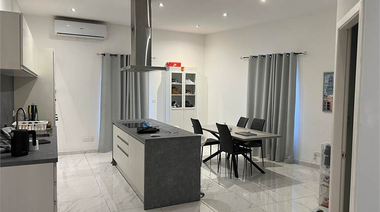 Gzira - One Bedroom Apartment 