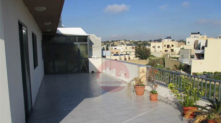 Marsaxlokk - 4 Bedroom Penthouse