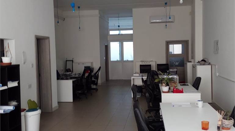 Iklin - Ground Floor Office + Wheelchair Access